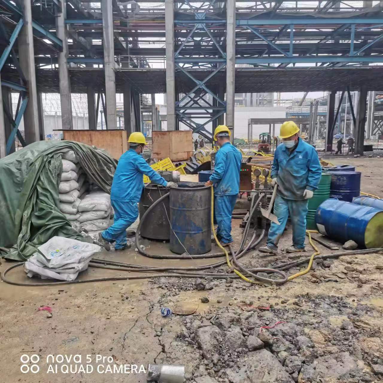 香格里拉设备基础下沉沉降注浆加固施工