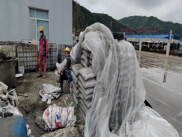 香格里拉厂房基础沉降注浆加固